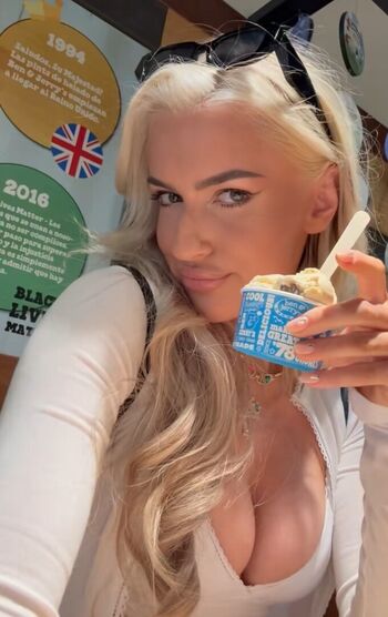 Full leaked Mariah may  page private onlyfans photo