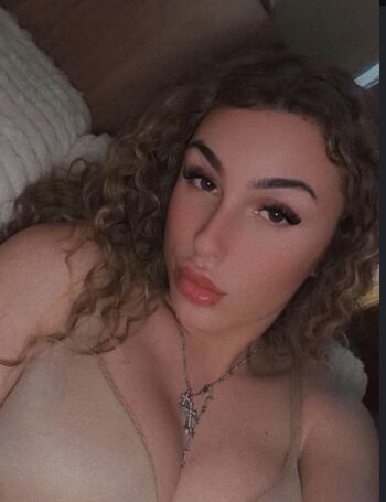 Full leaked Mariahwet private onlyfans photo
