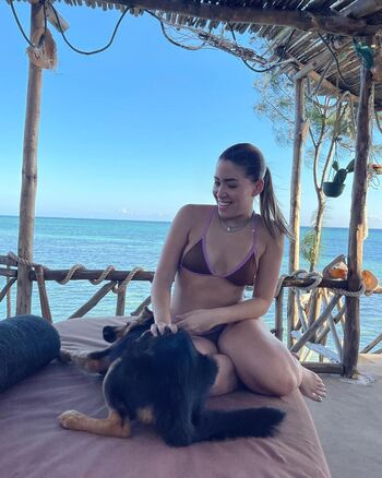 Maricel Freire Hotwife