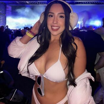 Full leaked Mariela limo private onlyfans photo