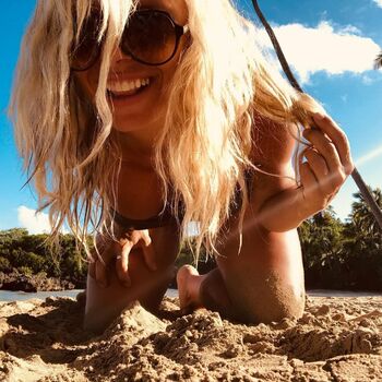 Full leaked Mariloup wolfe private onlyfans photo