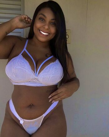 Full leaked Marinna julia private onlyfans photo