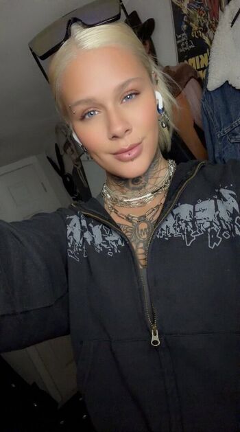 Full leaked Marissanight private onlyfans photo