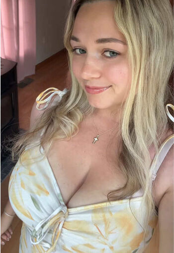 Full leaked Marlenejcole private onlyfans photo