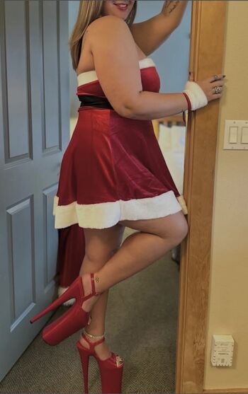Full leaked Marriedandheels private onlyfans photo