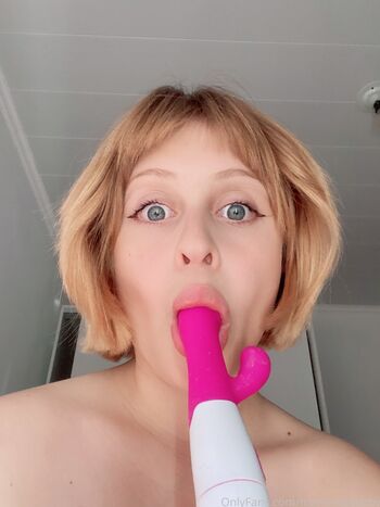 Full leaked Martinadababy private onlyfans photo