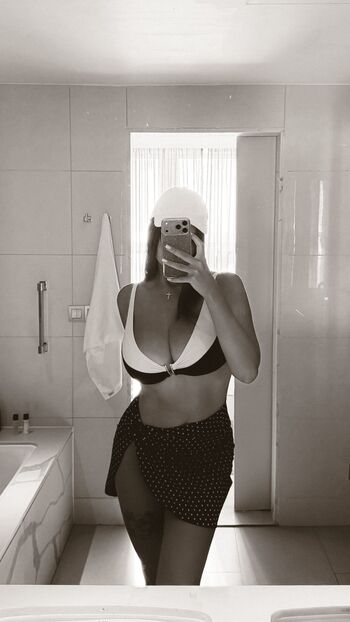Full leaked Mary nabokova page private onlyfans photo