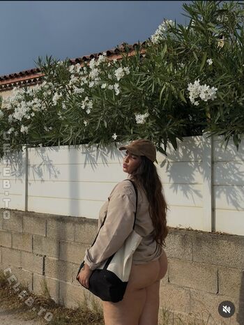 Full leaked Maryismyra private onlyfans photo