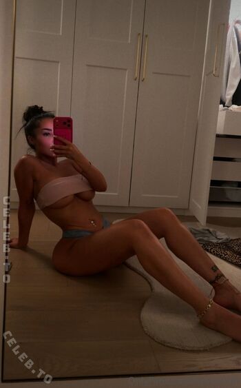 Full leaked Maryscrib  page private onlyfans photo