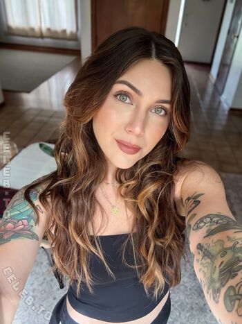 Full leaked Hairy women / private onlyfans photo