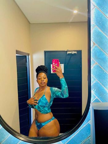 Full leaked Matshidiso private onlyfans photo