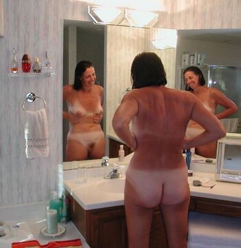 Full leaked Mature women page private onlyfans photo