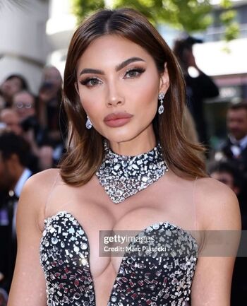 Maureen Montagne (Miss Globe 2021)