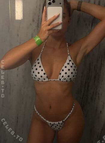 Full leaked Maxima mclk private onlyfans photo