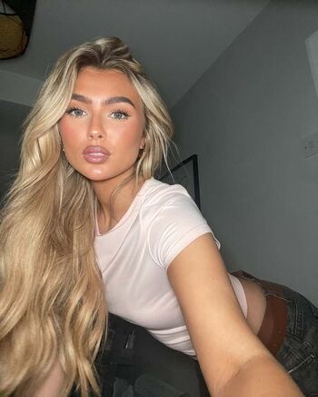 Full leaked Maya beresford private onlyfans photo