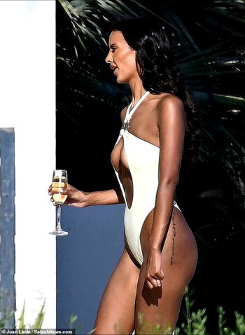 Full leaked Maya jama page private onlyfans photo