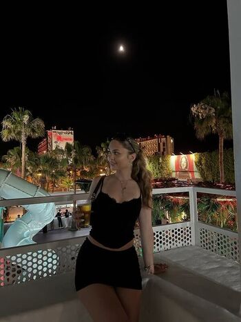 Full leaked Maya zaniewski private onlyfans photo