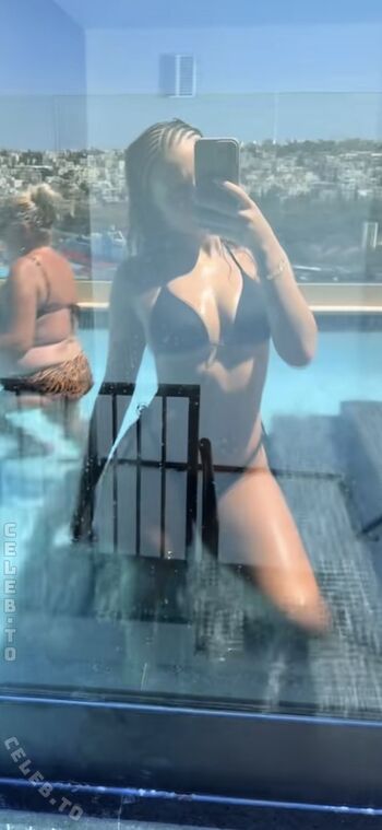 Full leaked Mayaa zr private onlyfans photo