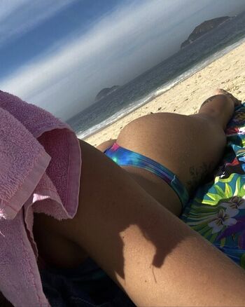 Mayara V