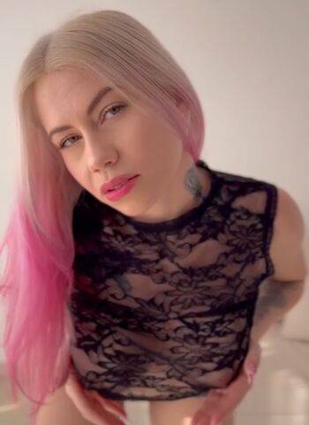 Full leaked Mc erikah page private onlyfans photo