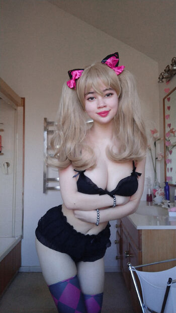 Full leaked Neinei pupu/ private onlyfans photo