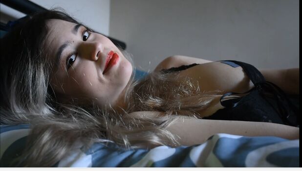 Full leaked Foxyfilipina/ private onlyfans photo