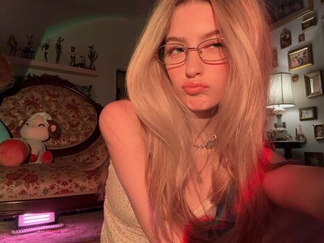 Full leaked Mckennabull private onlyfans photo