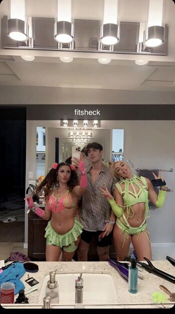 Full leaked Mckinzie valdez private onlyfans photo
