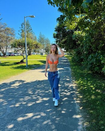 Full leaked Meg liao page private onlyfans photo