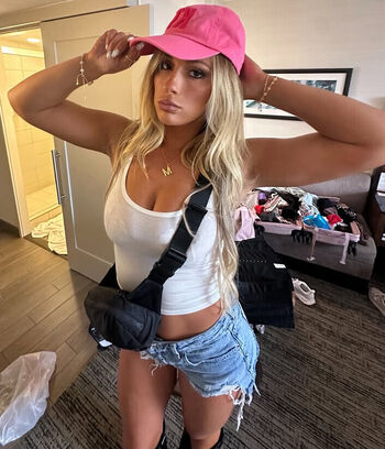 Full leaked Megan bayne  page private onlyfans photo