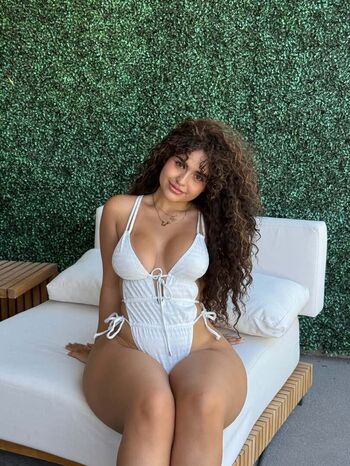 Full leaked Mel liftz private onlyfans photo