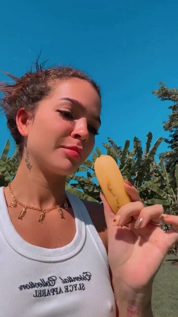 Full leaked Mel maia private onlyfans photo
