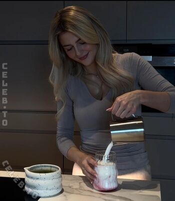 Full leaked Melina msxou  page private onlyfans photo