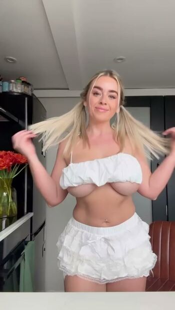 Full leaked Melissa debling page private onlyfans photo