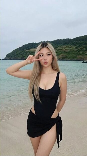 Full leaked Mellissa nguyen private onlyfans photo