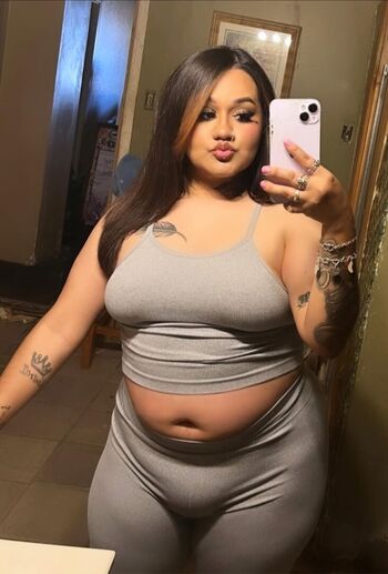 Full leaked Mercedes s private onlyfans photo