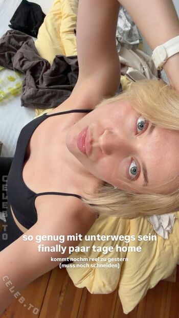 Full leaked Merleperle private onlyfans photo