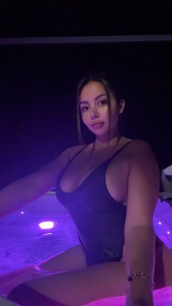 Full leaked Mess vakili private onlyfans photo