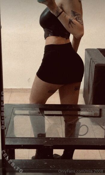 Full leaked Mia private onlyfans photo