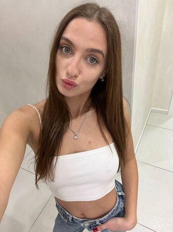 Full leaked Mia evans private onlyfans photo