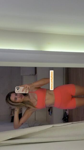 Full leaked Mia healey private onlyfans photo