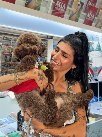 Full leaked Mia khalifa  page private onlyfans photo