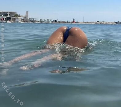 Full leaked Mia ludwig private onlyfans photo