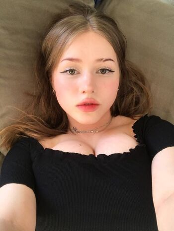 Full leaked Mia milkers private onlyfans photo