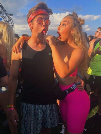 Full leaked Mia pincivero page private onlyfans photo