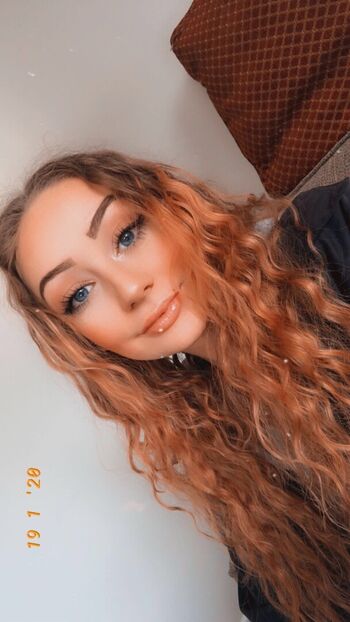 Full leaked Mia pincivero private onlyfans photo