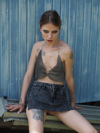 Mia Shy
