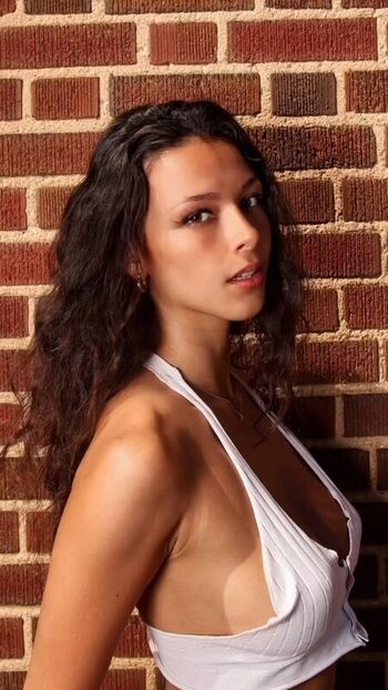 Full leaked Mia wynn page private onlyfans photo