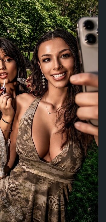 Full leaked Mia wynn page private onlyfans photo