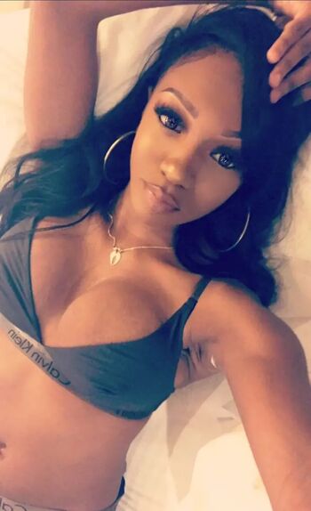 Full leaked Miaashley private onlyfans photo
